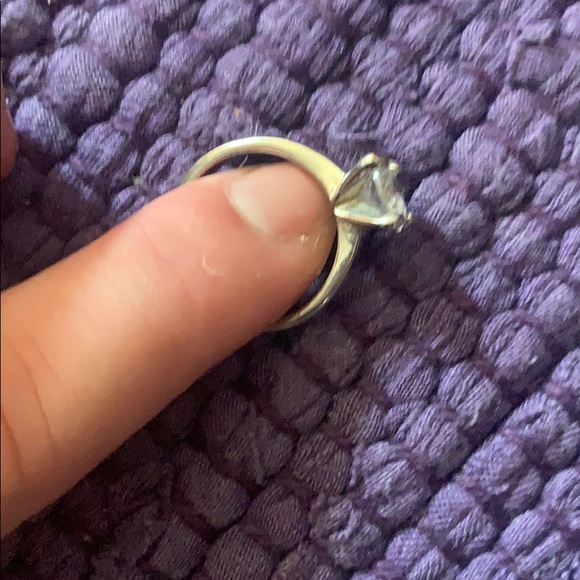 Set of diamond rings - Picture 2 of 5